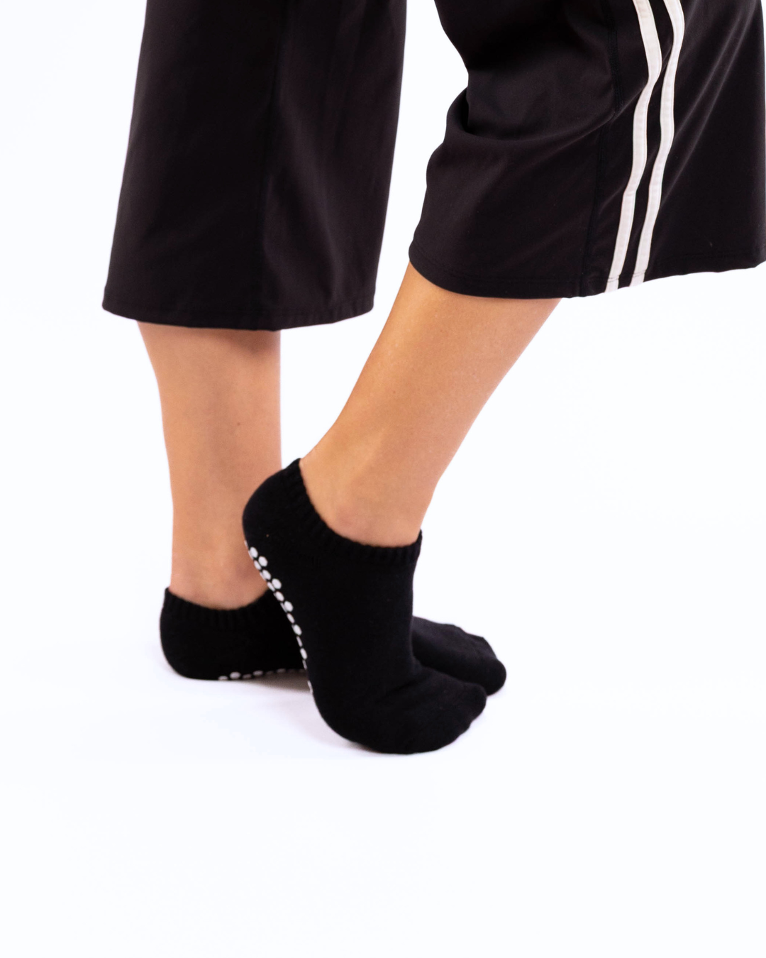 Black Ankle Grip Socks